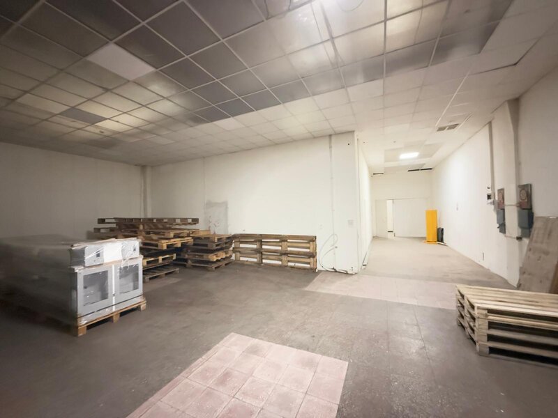 Aviatiei, spatiu pentru depozitare, 200 mp, parter, cladire industriala