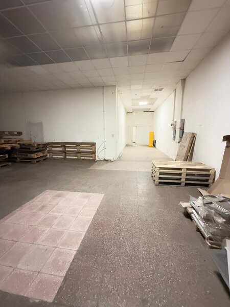 Aviatiei, spatiu pentru depozitare, 200 mp, parter, cladire industriala