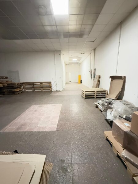 Aviatiei, spatiu pentru depozitare, 200 mp, parter, cladire industriala