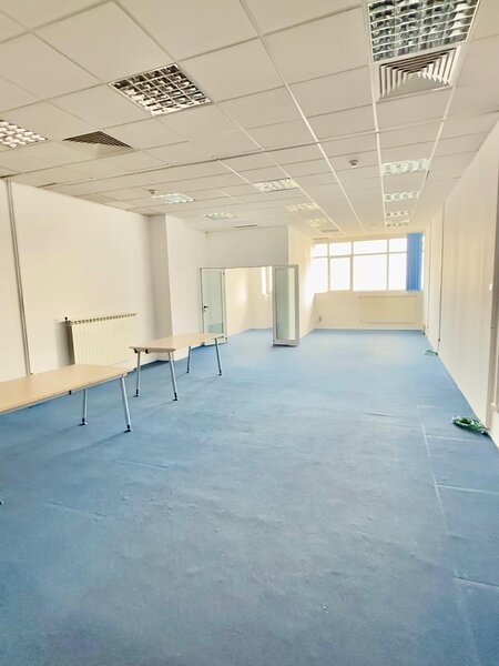 Aviatiei, spatiu pentru depozitare, 200 mp, parter, cladire industriala