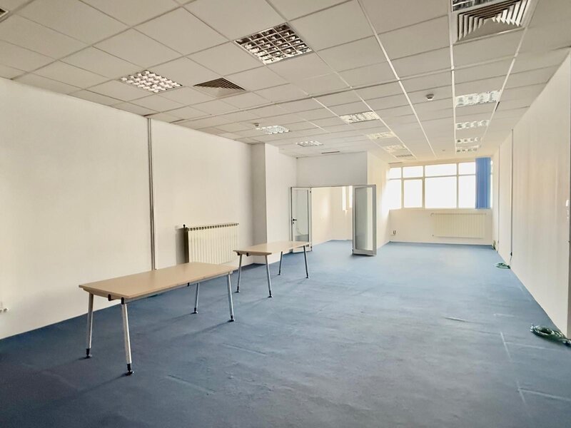 Aviatiei, spatiu pentru depozitare, 200 mp, parter, cladire industriala